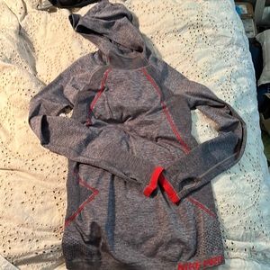 Nike pro performance top with hood and thumb holes